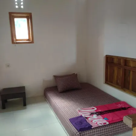 Homestay Rnj Licin Exterior photo