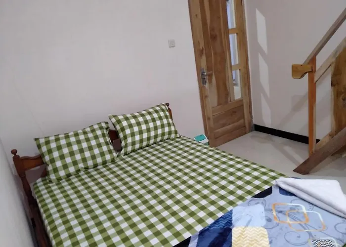 Homestay Rnj